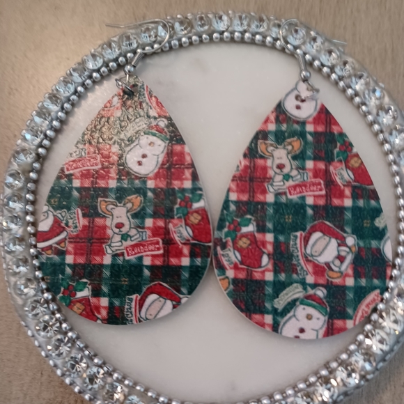Red Green Plaid Leather Teardrop Santa Snowman Dangle Drop Earrings - Picture 1 of 5
